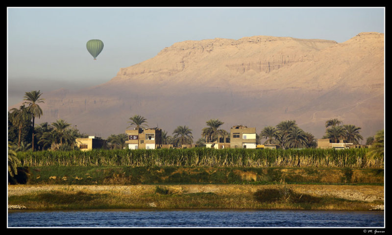38 - Balloon in the Valley of the Kings
