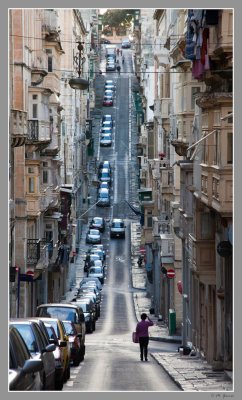 07 - Long and steep street in La Valeta