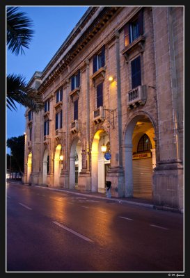 50 - La Valeta street at night