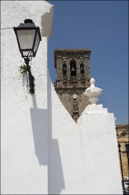 Arcos Tower