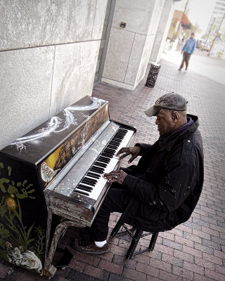 Street Piano