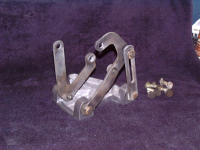 the power steering pump mount