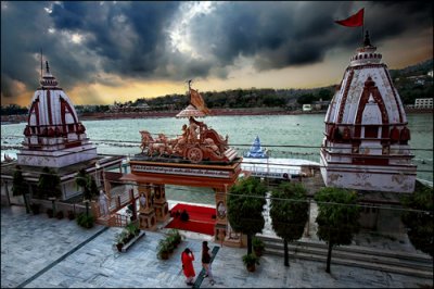 Parmarth Niketan along the Ganga
