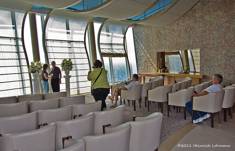 K5E5075-Oasis-chapel.jpg