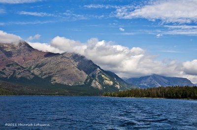 K5E0143-Waterton Lake.jpg