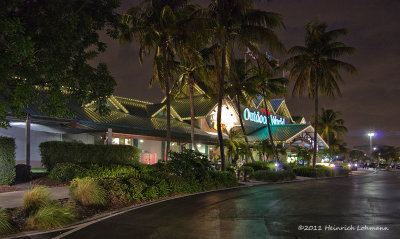 K5E4613-Outdoor World Fort Lauderdale.jpg