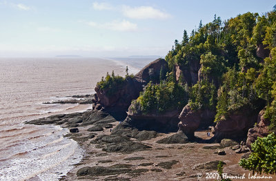 P6705aHopewell Rocks.jpg