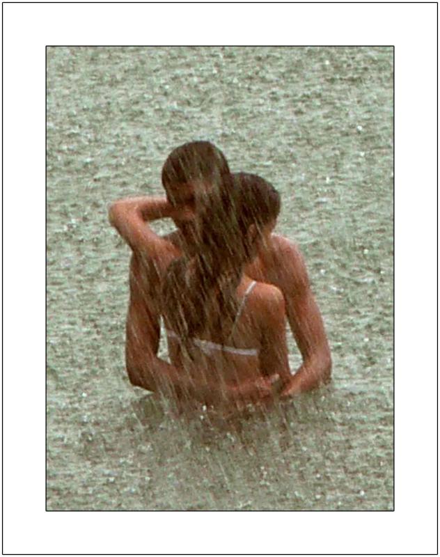 El Amor y La Lluvia: Sweethearts in the Rain