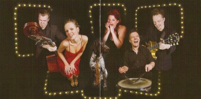 CD Booklet Bradley's Circus