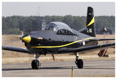 Pilatus PC-7 (L-06)