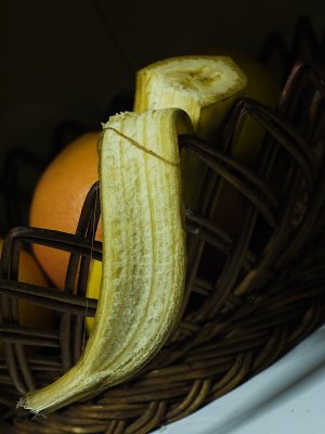Peeled Banana*Credit*