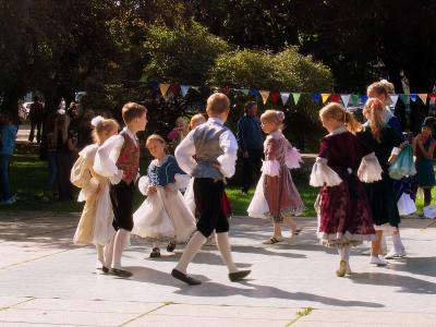 Estonian Folk Dancing