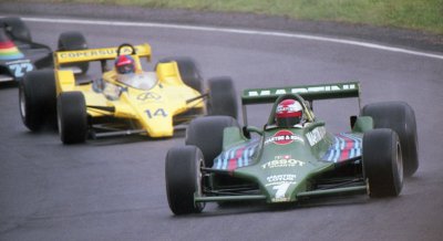 Andretti leads Fittipaldi