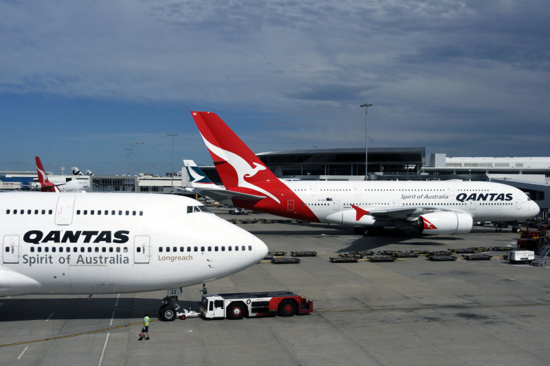 QANTAS AIRCRAFT SYD RF IMG_6026.jpg