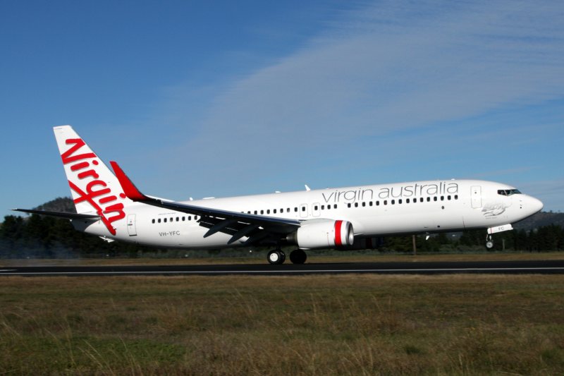 VIRGIN AUSTRALIA BOEING 737 800 HBA RF IMG_5484.jpg