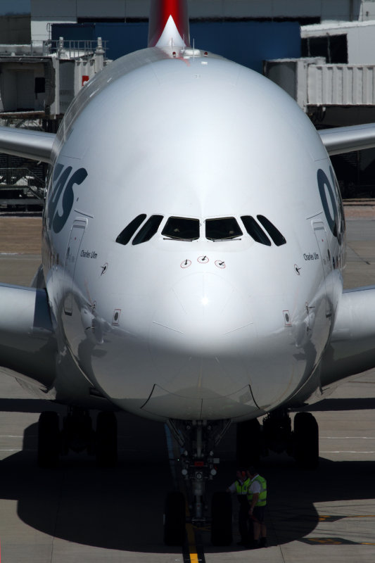 QANTAS AIRBUS A380 SYD RF IMG_0602.jpg