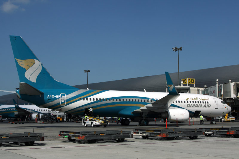 OMAN AIR BOEING 737 800 DXB RF IMG_2056.jpg