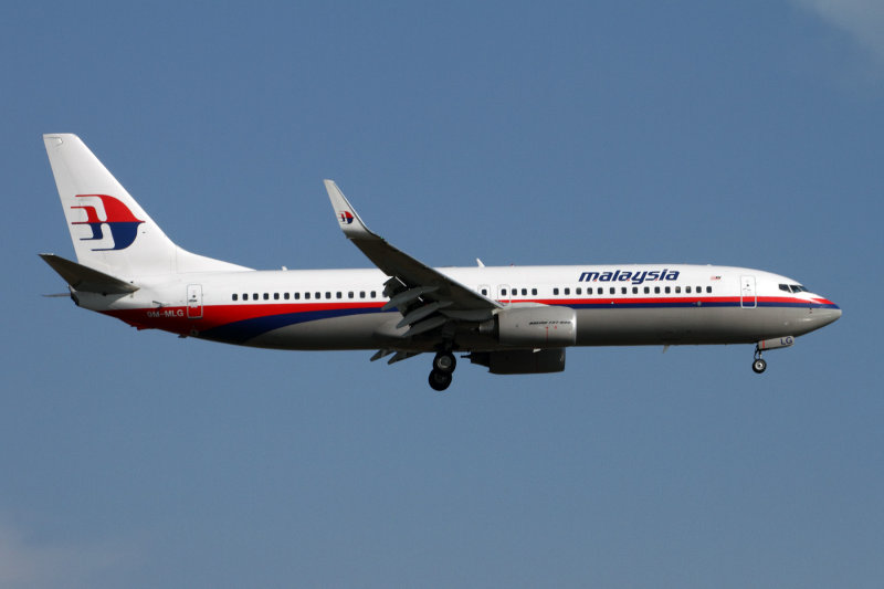 MALAYSIA BOEING 737 800 BKK RF IMG_2486.jpg