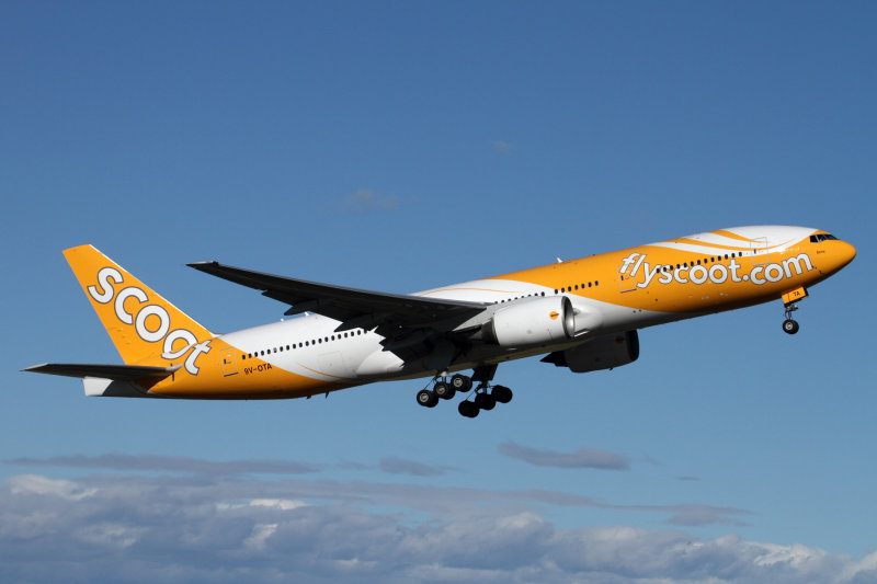 SCOOT BOEING 777 200 SYD RF IMG_3855.jpg