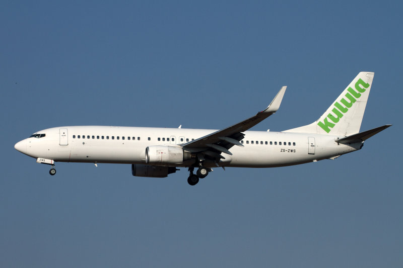 KULULA BOEING 737 800 JNB RF IMG_4210.jpg