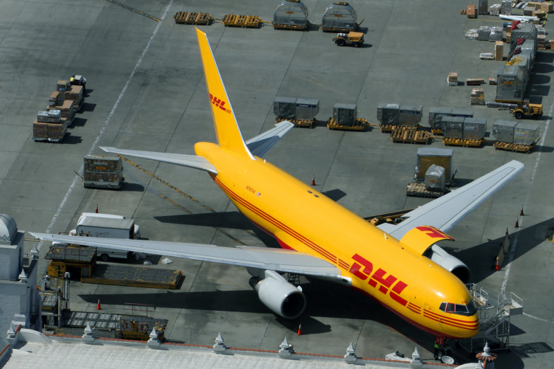 DHL BOEING 767 200F LAX RF IMG_5093.jpg