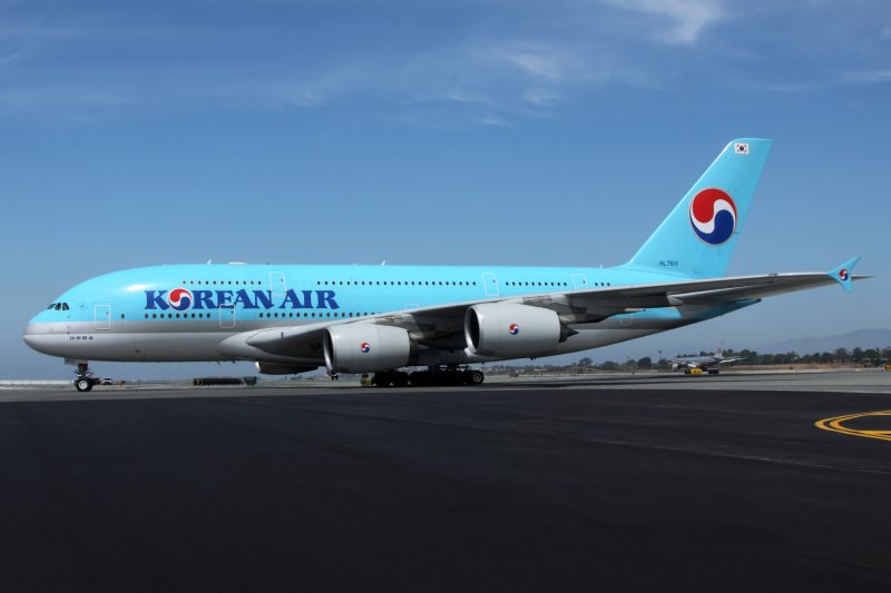 KOREAN AIR AIRBUS A380 LAX RF IMG_6764.jpg