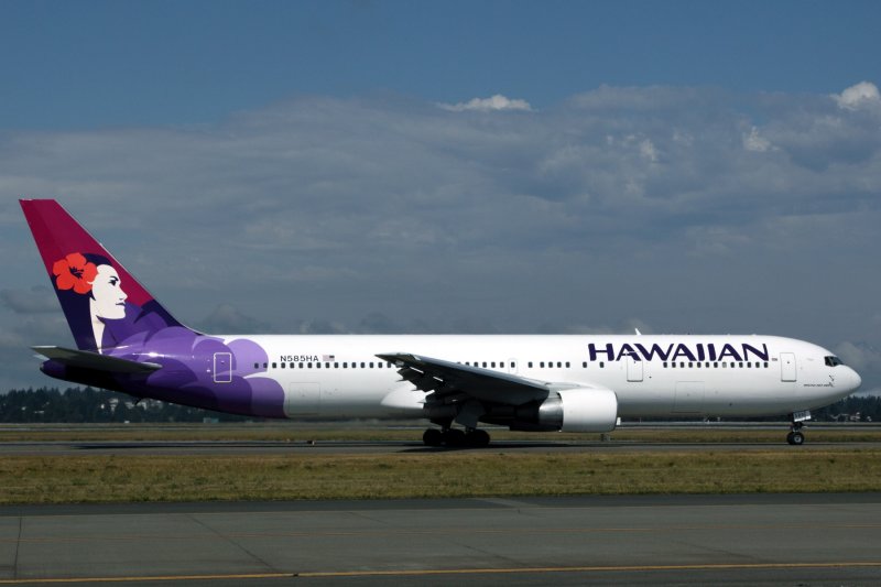 HAWAIIAN BOEING 767 300 SEA RF IMG_6904.jpg