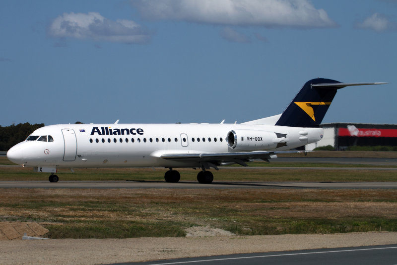 ALLIANCE FOKKER 70 BNE RF IMG_6216.jpg