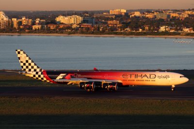 ETIHAD AIRBUS A340 600 SYD RF IMG_9710.jpg