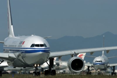 AIR CHINA AIRBUS A330 200 BJS RF IMG_4222.jpg