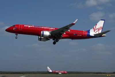 VIRGIN BLUE EMBRAER 190 BNE RF IMG_5906.jpg