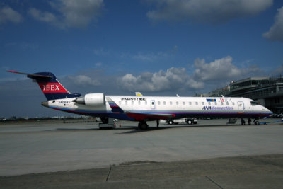 IBEX CANADAIR CRJ700 FUK RF IMG_6304.jpg