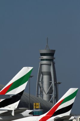 EMIRATES TAILS DXB RF IMG_1307.jpg