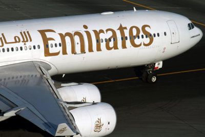 EMIRATES AIRBUS A340 500 DXB RF IMG_1687.jpg