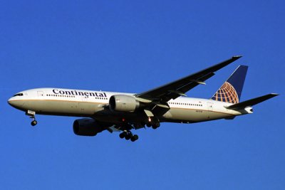 CONTINENTAL BOEING 777 200 NRT RF 1926 16.jpg