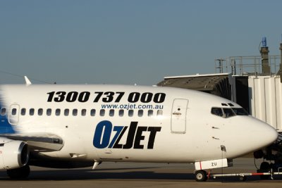 OZJET BOEING 737 200 BNE RF IMG_5567.jpg