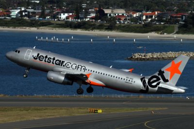 JETSTAR AIRBUS A320 SYD RF IMG_3693.jpg