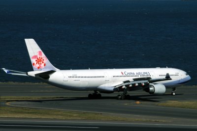 CHINA AIRLINES AIRBUS A330 300 SYD RF IMG_3508.jpg