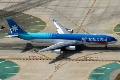 AIR TAHITI NUI AIRBUS A340 300 LAX RF IMG_5247.jpg