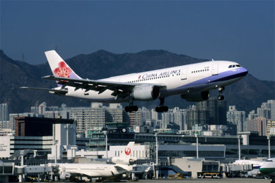 CHINA AIRLINES AIRBUS A300 HKG RF V50.jpg