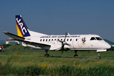 JAPAN AIR COMMUTER SAAB 340 NGO RF 1586.jpg