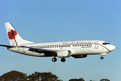 AIR CALEDONIE BOEING 737 300 SYD RF 404 34.jpg