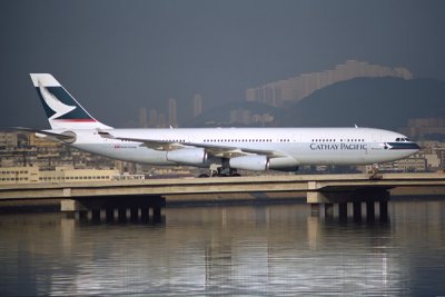 CATHAY PACIFIC AIRBUS A340 300 HKG RF 838 29.jpg