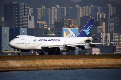 GARUDA INDONESIA BOEING 747 200 HKG RF 993 25.jpg