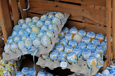 Easter eggs market