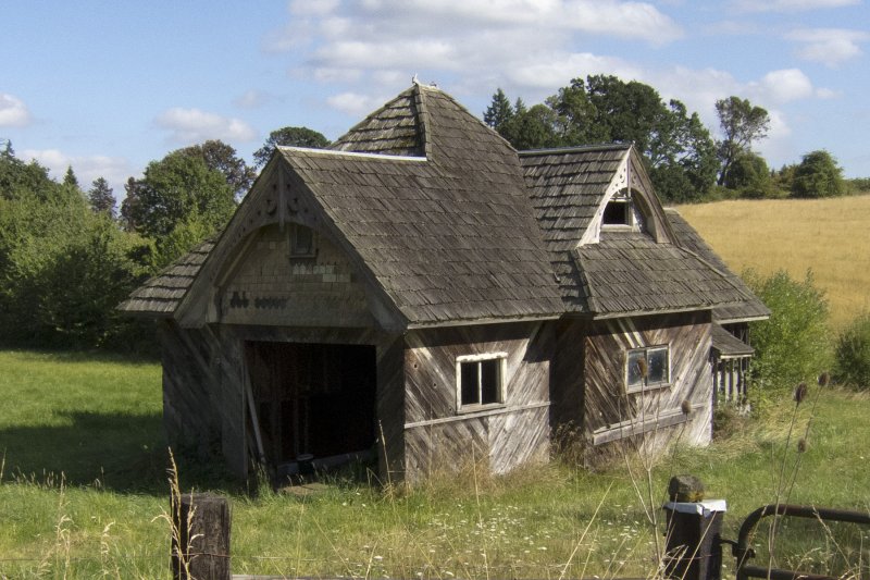 Old Barn1.jpg