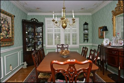 Stenciled dining room