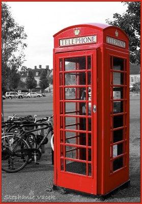 Red phone box in Salisbury