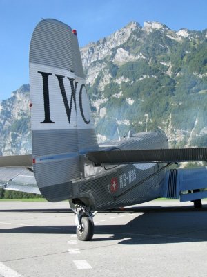 IMG_1013 Junker-von hinten - Kopie.jpg