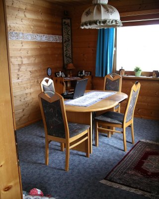 Dinning Broadband wireless Internet 